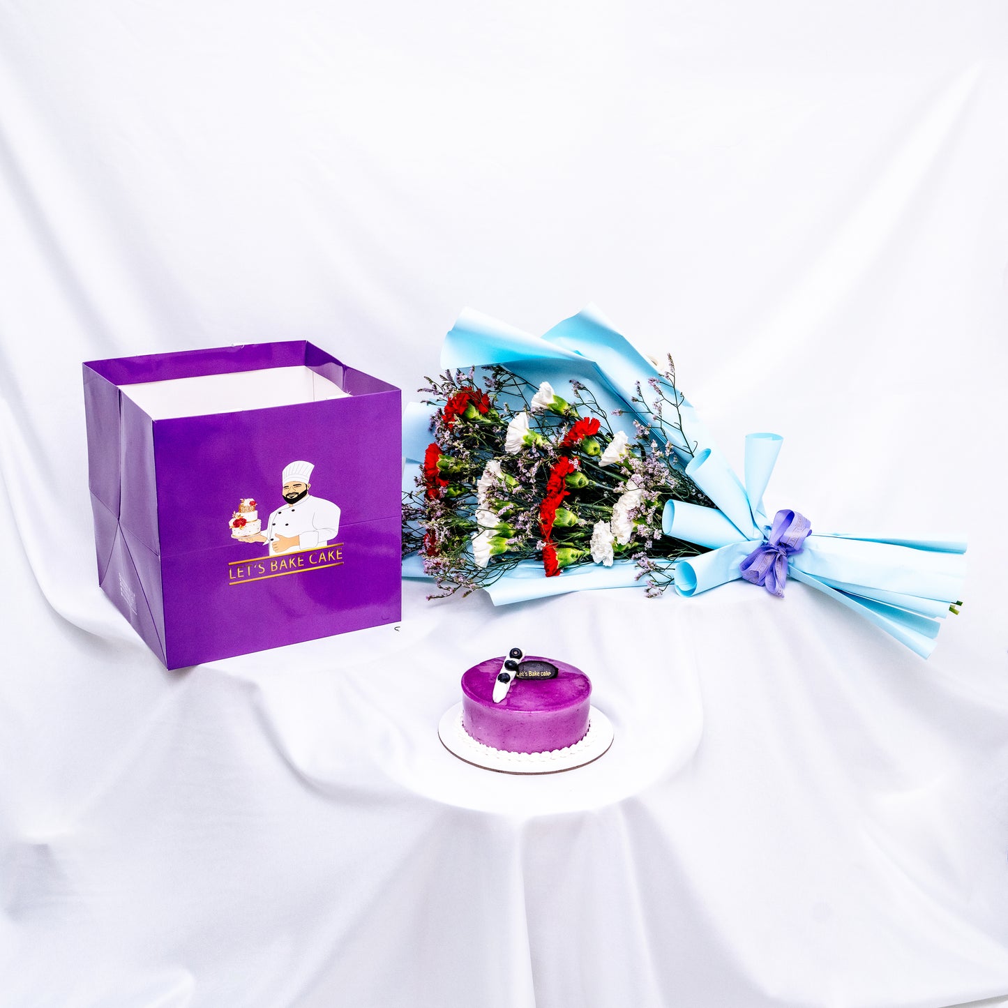 Blueberry Cake With Carnation Flowers