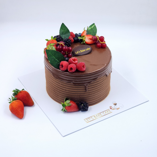 Chocolate Fruit Crown Cake